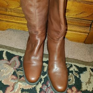 Naturalizer boots size 10M